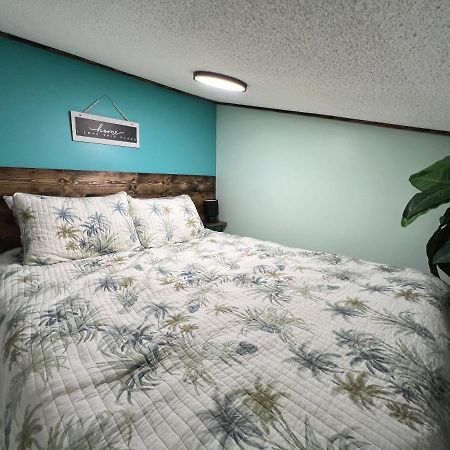 Cozy Loft With Parking And Private Patio W/ Grill Apartment Wilmington Exterior photo