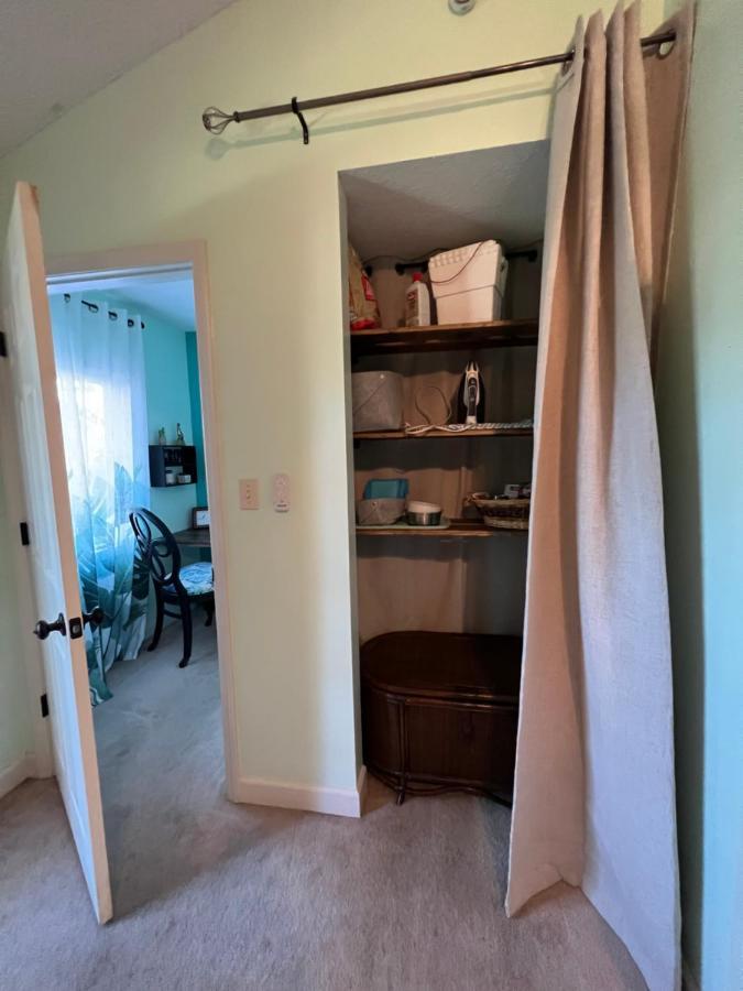 Cozy Loft With Parking And Private Patio W/ Grill Apartment Wilmington Exterior photo