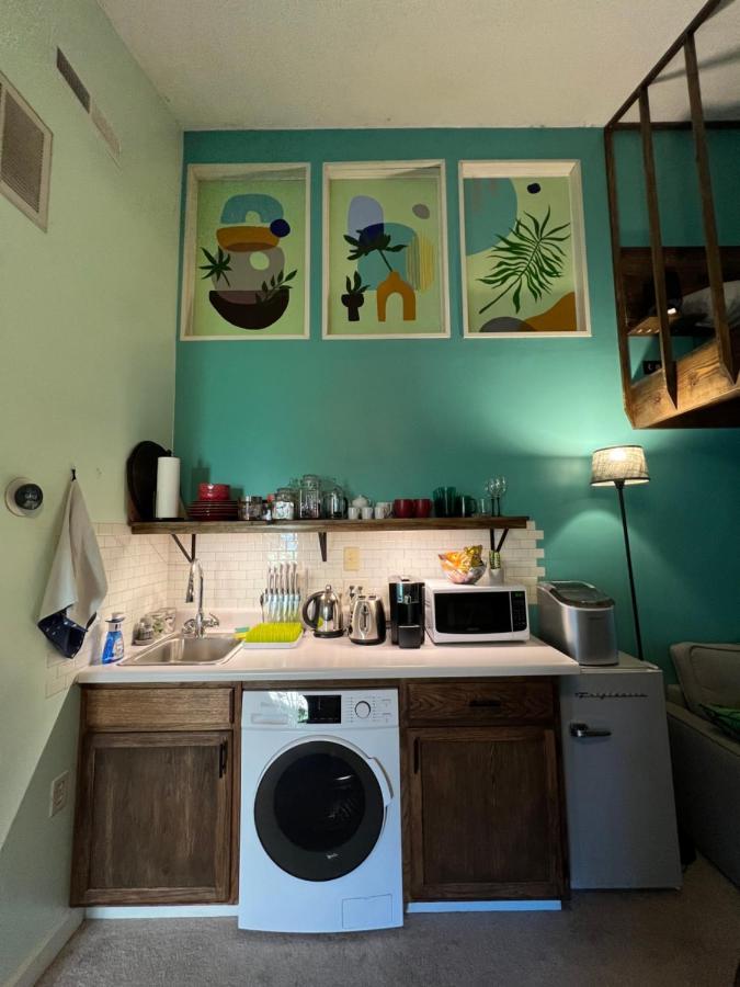 Cozy Loft With Parking And Private Patio W/ Grill Apartment Wilmington Exterior photo